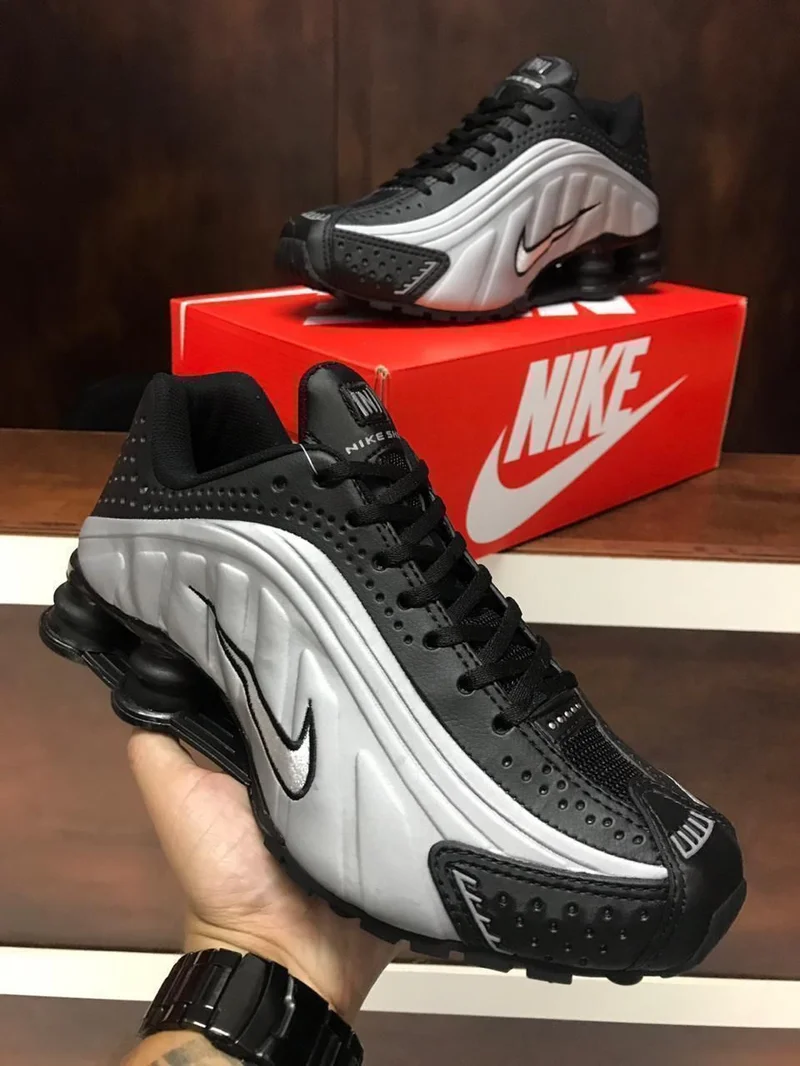 black-silver_nike_shox_r4_sneakers._2.webp
