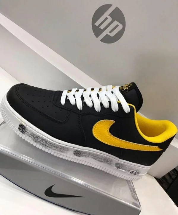 black-yellow-white_peaceminusone_x_nike_air_force_1_low_2.webp