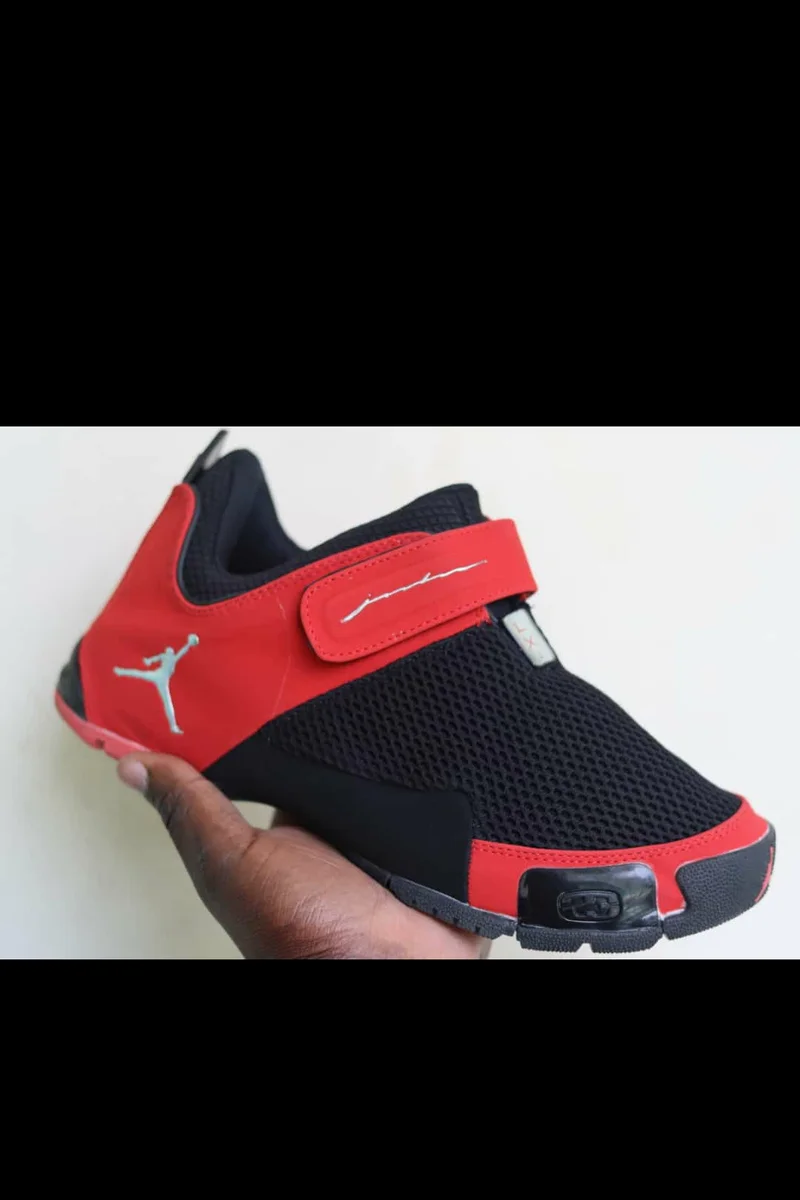 blue_black_white-vintage_air_jordan_lx_2.webp
