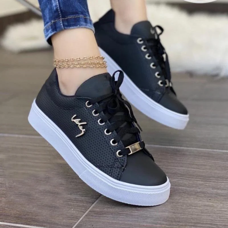 casual_fashion__ladies_sneakers_2.webp