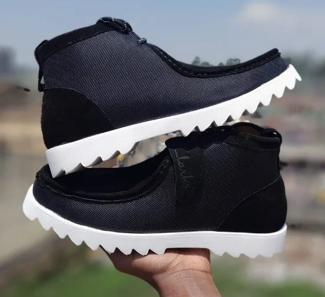 clarks_chukka_boot_4.webp
