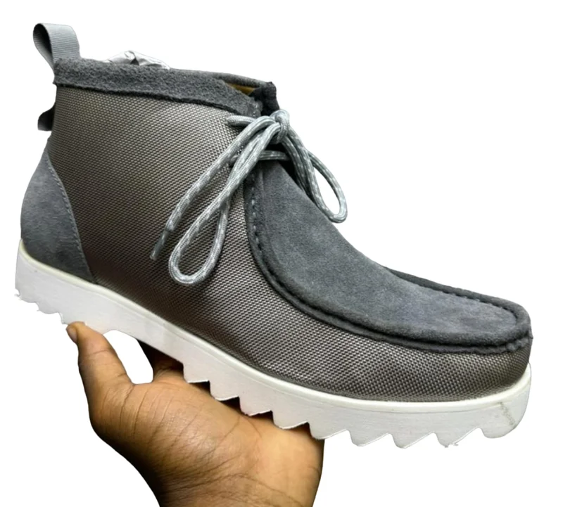 clarks_chukka_boot_-_grey_3.webp