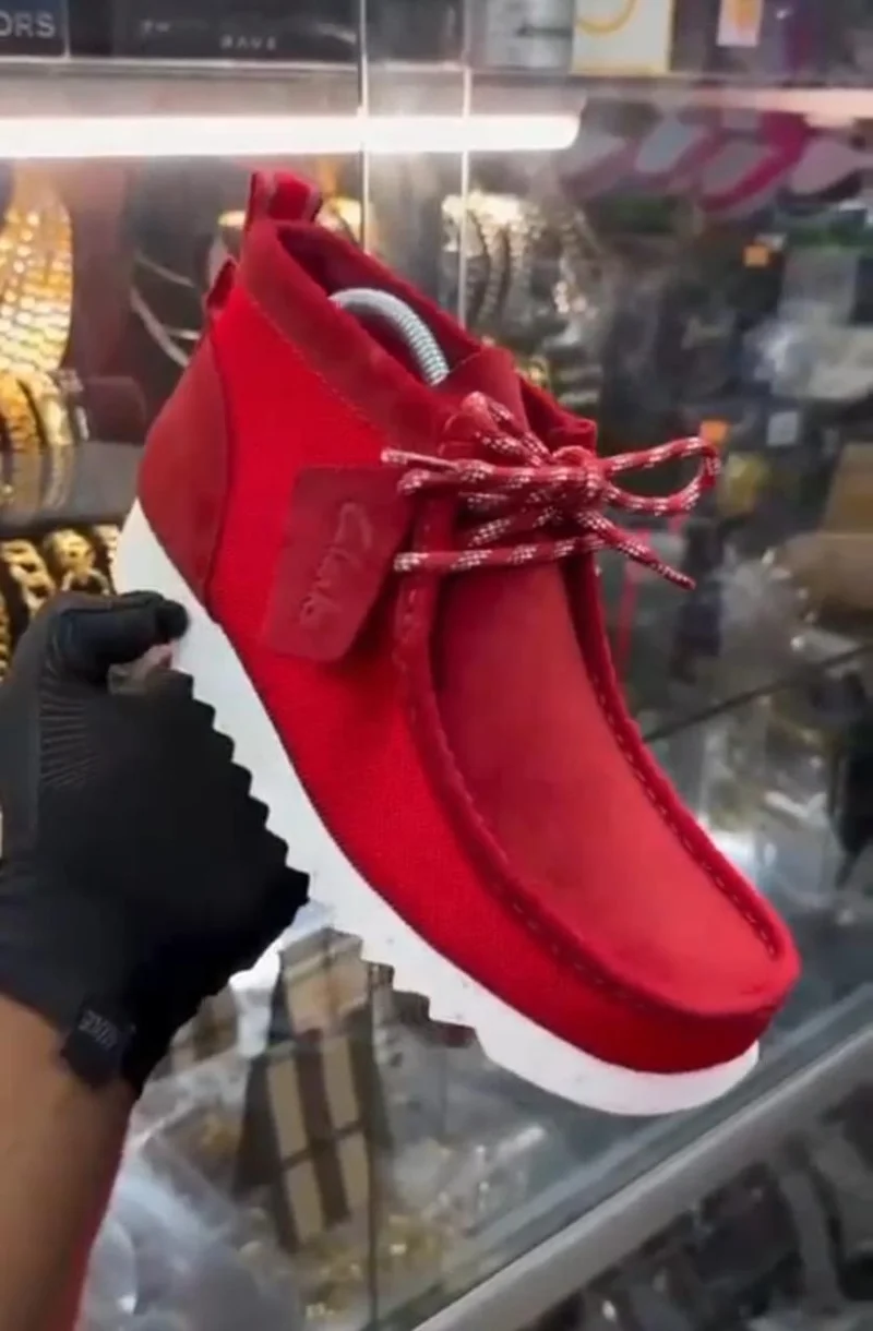 clarks_chukka_boot_-_red_2.webp