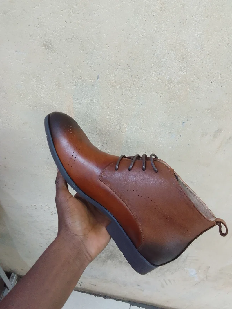 clarks_genuine_leather_official_boots_-brown_mens_laced_shoes_2.webp