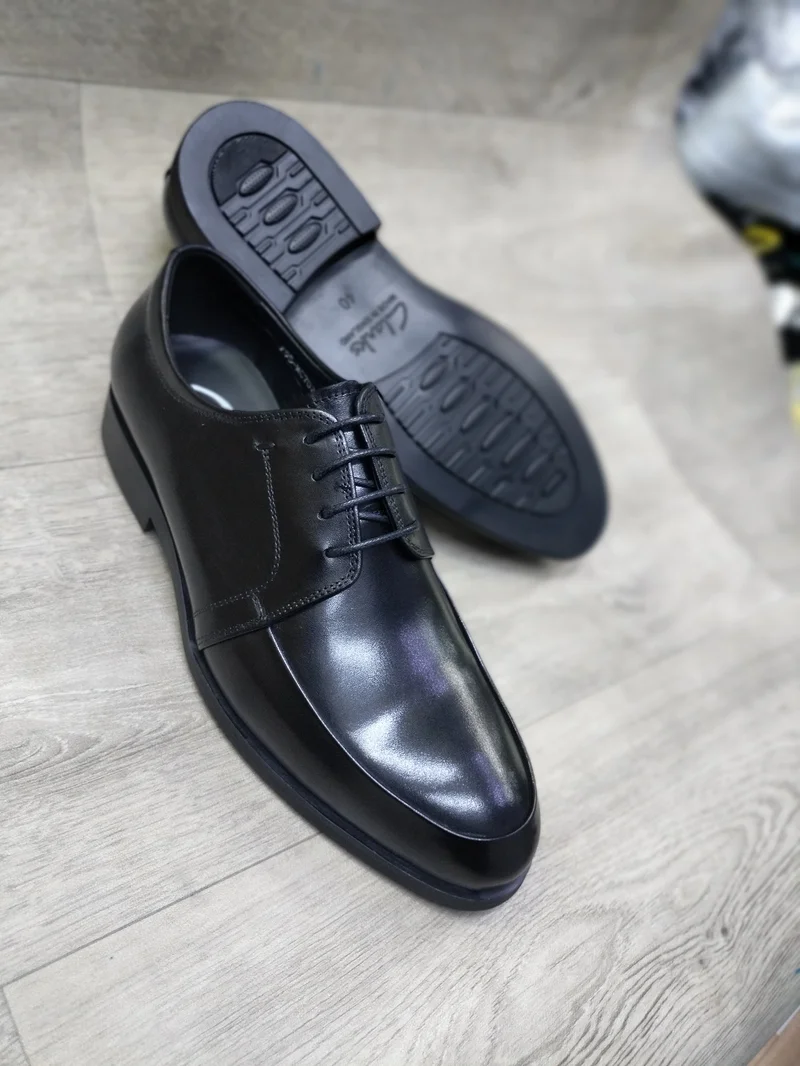 clarks_official_leather_dress_shoes_2.webp
