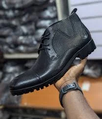 classic_ankle_boots_for_men_2.webp