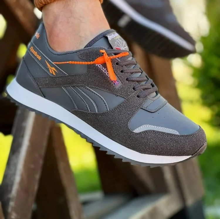 classic_leather_reebok_grey_2.webp