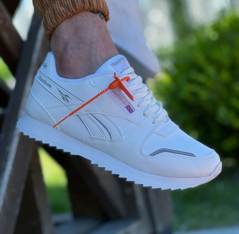classic_leather_reebok_white_2.webp