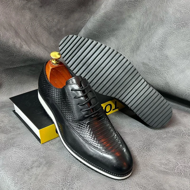 classic_men's_oxford_leather_shoes_dress_shoe_2.webp