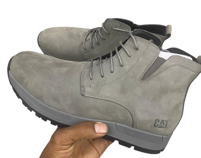 classic_premium_caterpillar_boots_for_men_2.webp
