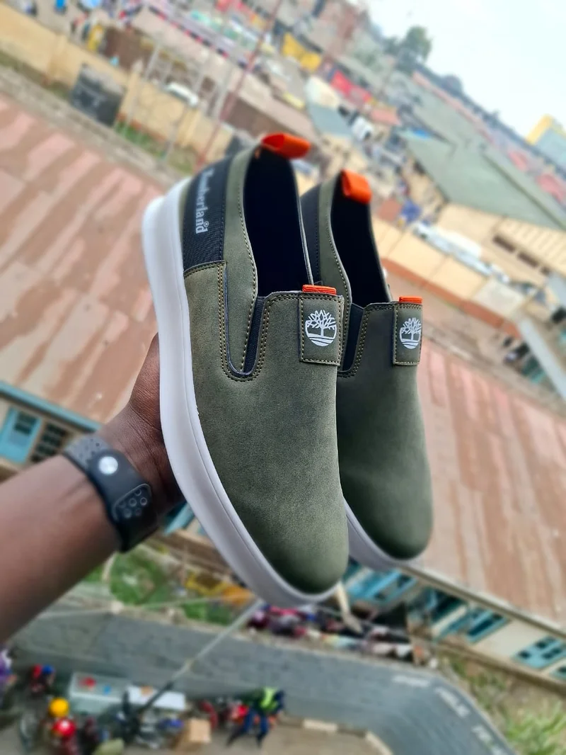 classic_slip-on_casuals_timberland-green_2.webp