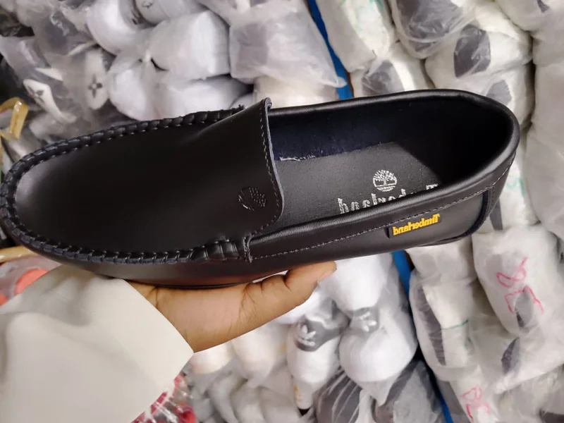 classic_timberland_kids_loafers-brown_2.webp