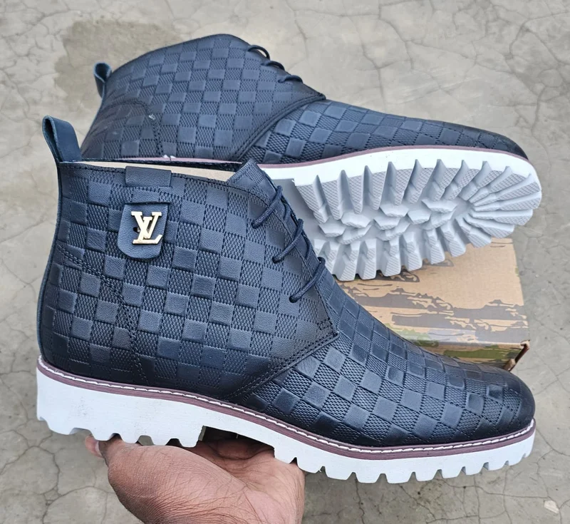 classy_louis_vuitton_boots_-blue_2.webp