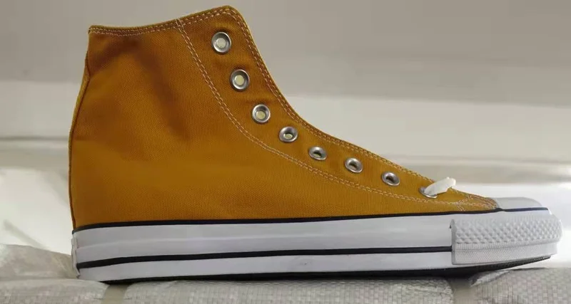 converse_chunk_double_sole_high_cut_yellow_2.webp