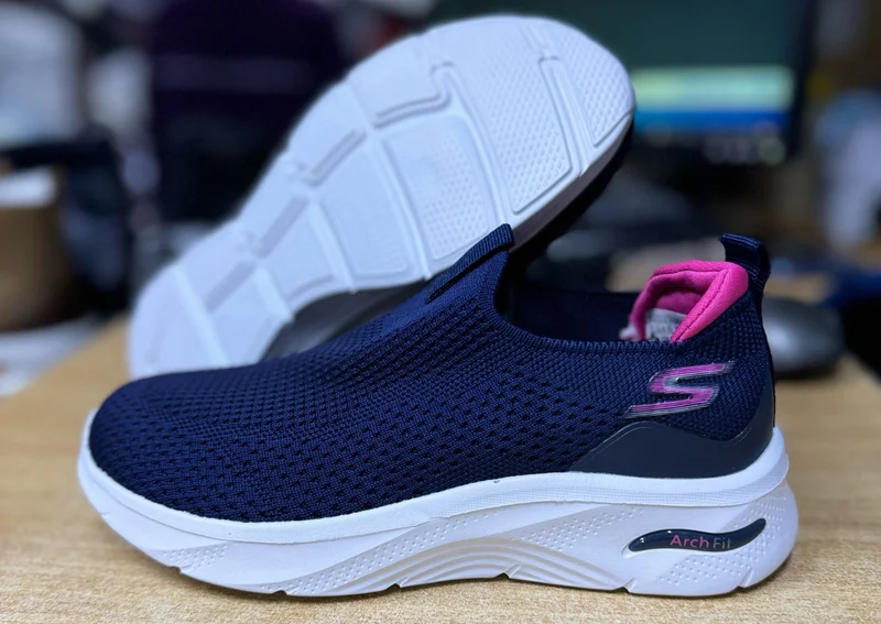 copy_of_blush_skechers__sneakers_2.webp