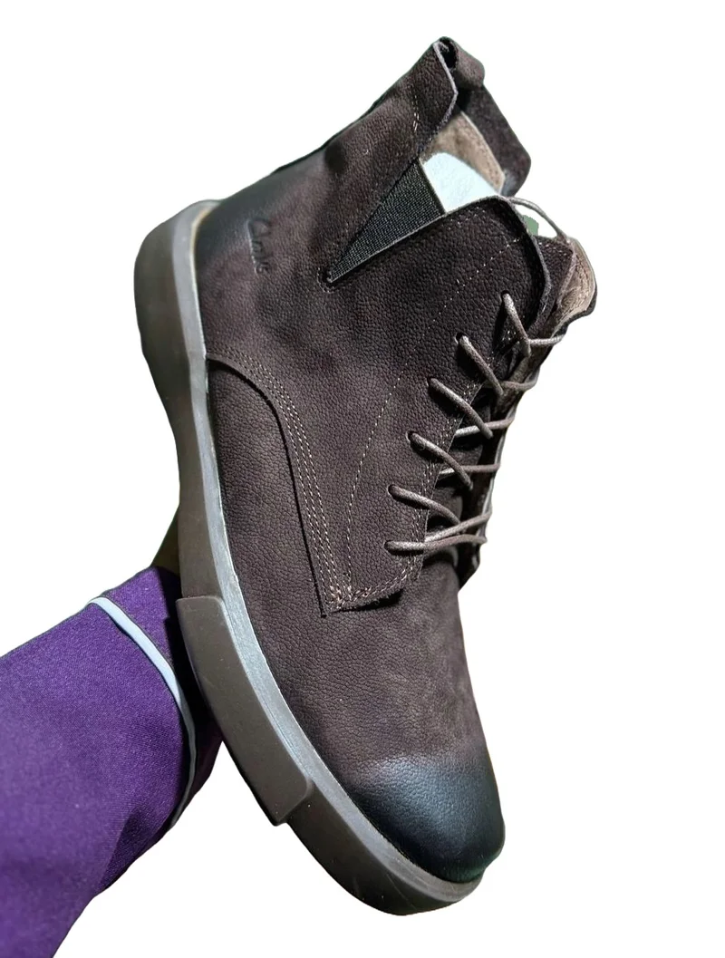 dark_brown_clarks_double_sole_leather_boots_2.webp