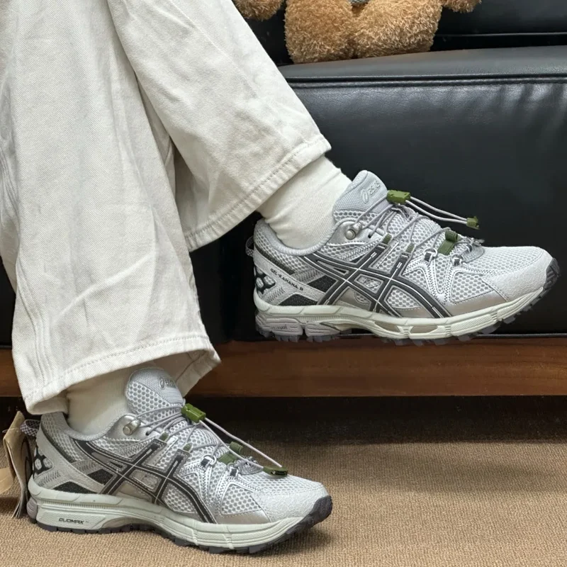 dark_grey_asics_gel-kahana_8_marathon_running_sneakers_2.webp
