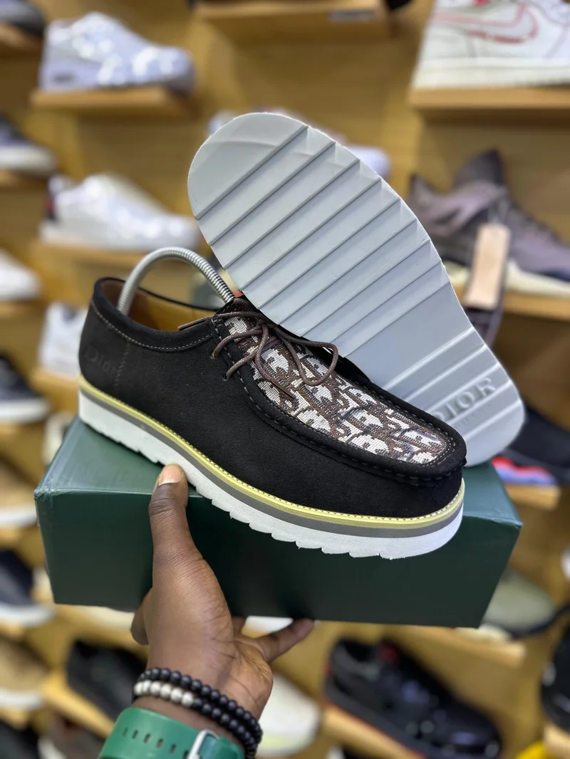 dior_casual_lowtop_derby_suede_rubber_shoes_-_black_2.webp