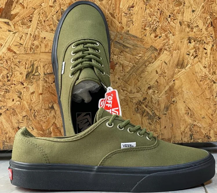double_soled_authentic_vans_shoes_-_jungle_green_black_sole_2.webp