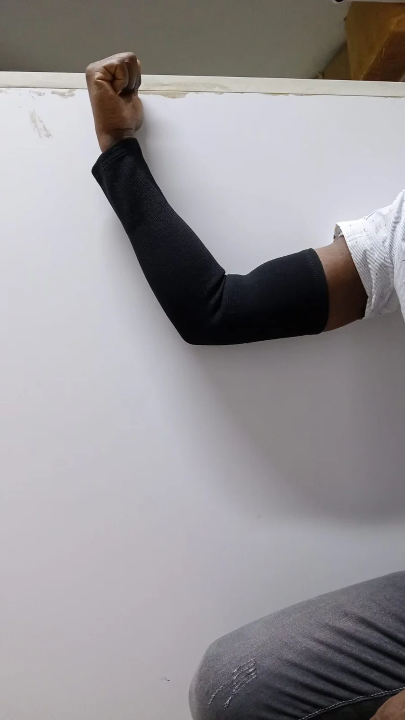 elbow_brace_support_compression_sleeves_for_weightlifting_all_sports_4.webp