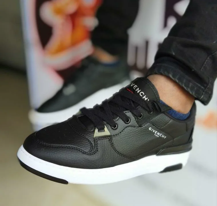 givenchy_mens_leather_sneakers_black_white_lace_up_sneakers_2.webp