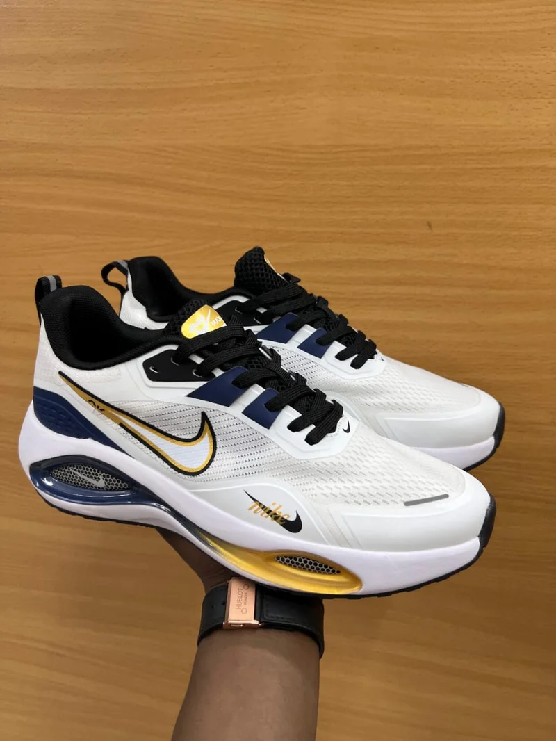 gold_-white__nike_air_max_zoom_win_flow_v2_2.webp