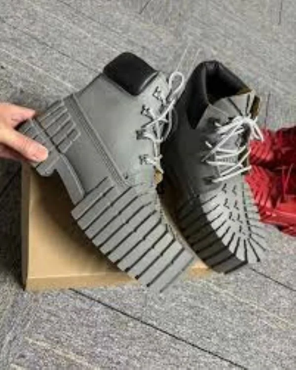 grey__mschf_x__timberland_boots_2.webp