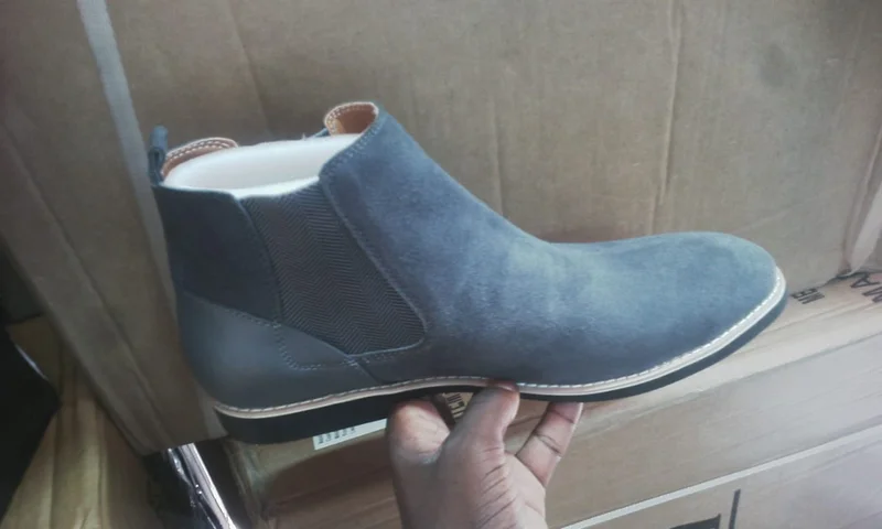 grey_polo_boots_fashion_men_chelsea_2.webp