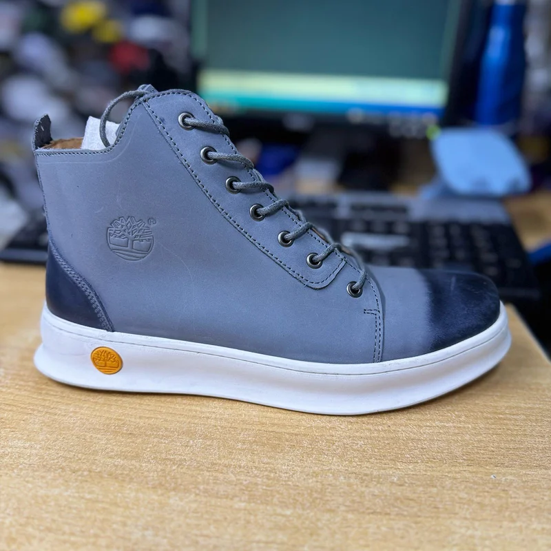 grey-_nevy_blue_timberland_high-top_boots_2.webp