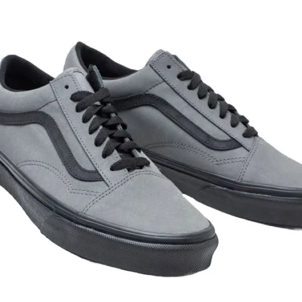 grey-black_old_skool_vans_leather_shoes_._2.webp