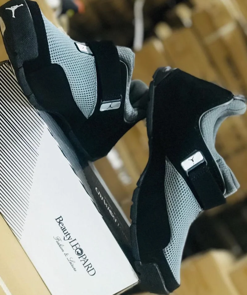 grey-black-white-air_jordan_lx_vintage_sneakers_2.webp
