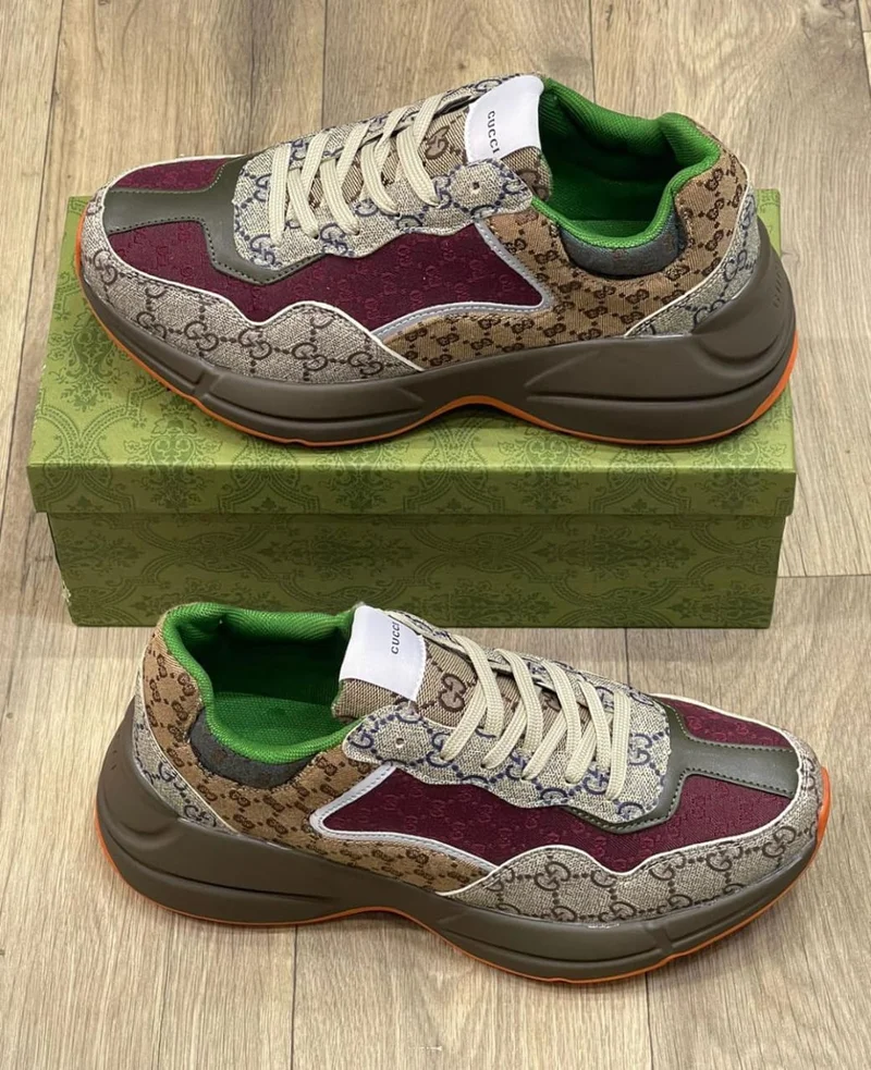 gucci_mens_rhyton_sneakers_2.webp