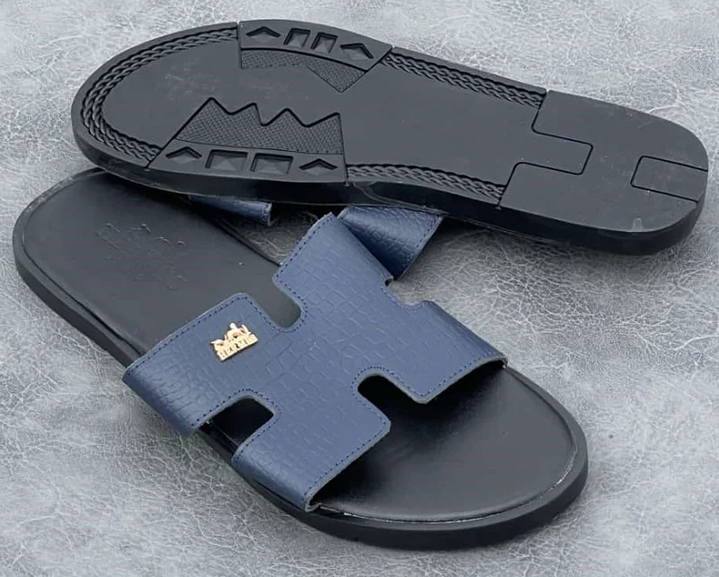 hermès_chypre_leather_slide_sandals_-_navy_blue_2.webp