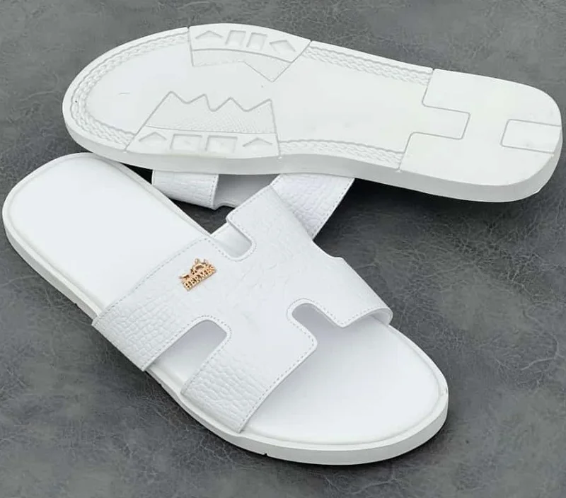 hermès_chypre_leather_slide_sandals_-_white_2.webp