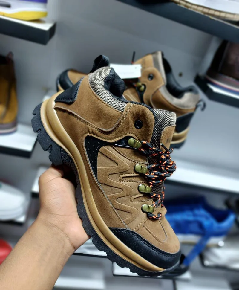 hiking_bootland_boots_durable_brown_outdoor_boot_2.webp