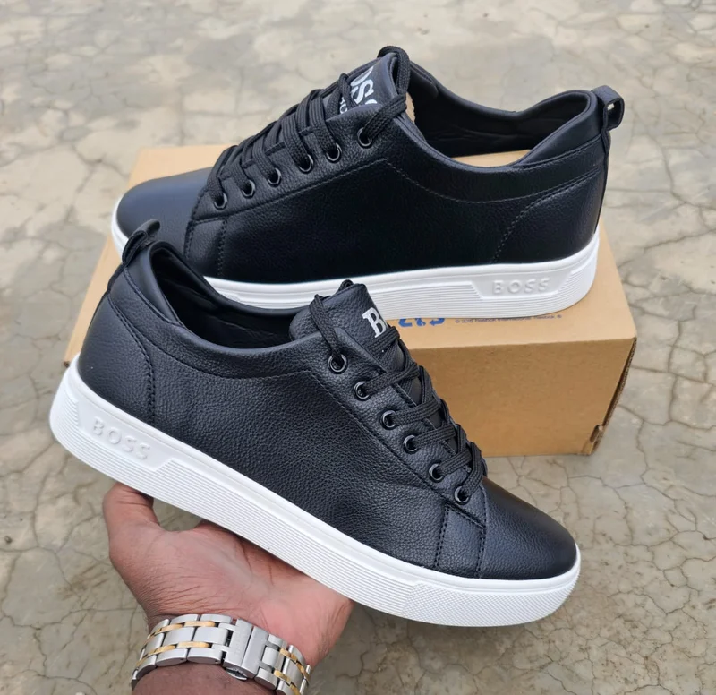 hugo_boss_unisex_leather_sneakers-black_2.webp