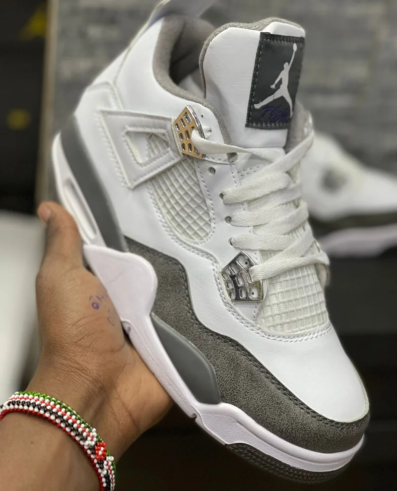 jordan_4_metallic_black_trainers_sneakers_2.webp