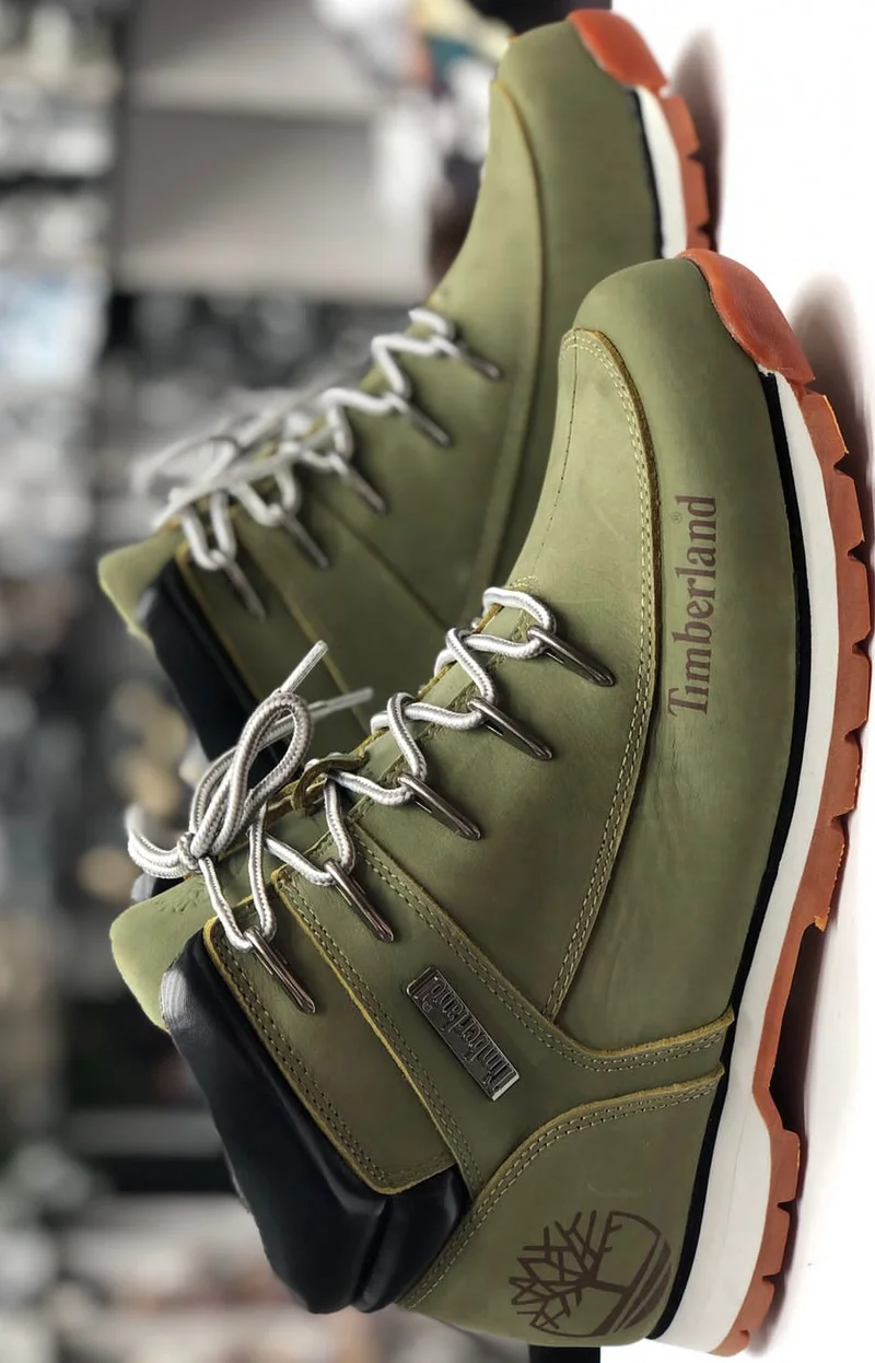 jungle_green_timberland_sport_premium_boots_2.webp