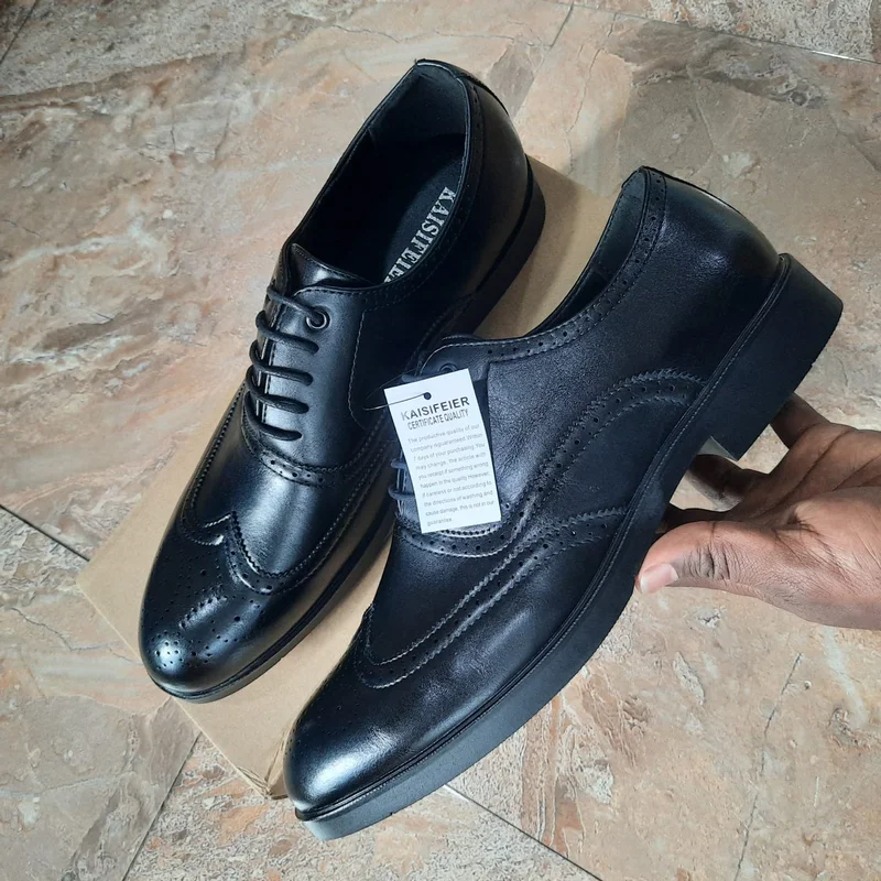 kaisifeier_mens_leather_lace_up_black_derby_shoes_2.webp