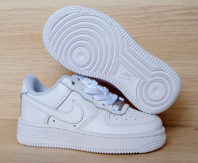 kids_all_white_nike_air_force_1_children_sneakers_2.webp