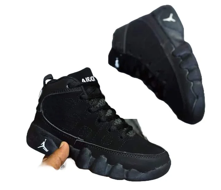 kids_black_air_jordan_3_retro_lucky_short_sneakers_2.webp