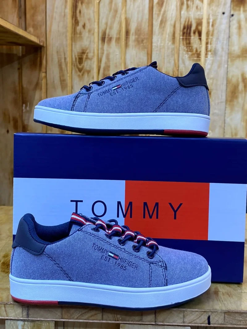 kids_grey_canvas_tommy_hilfiger_sneaker_children_shoes_2.webp