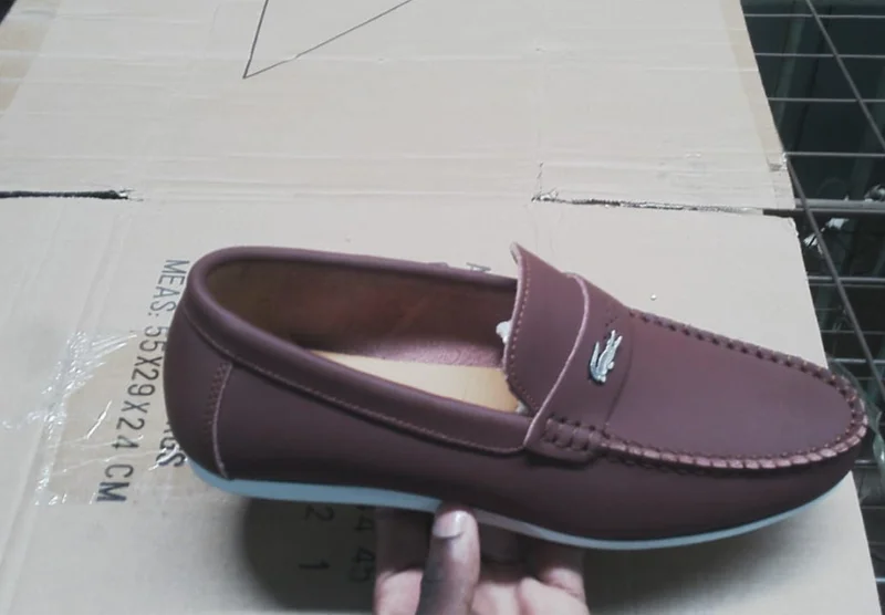 lacoste_mens_loafers_shoes_2.webp