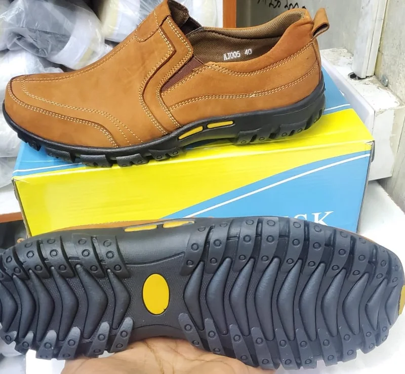 light_brown_laceless_ajsk_all-terrain_outdoor_smart_casual_loafers_2.webp
