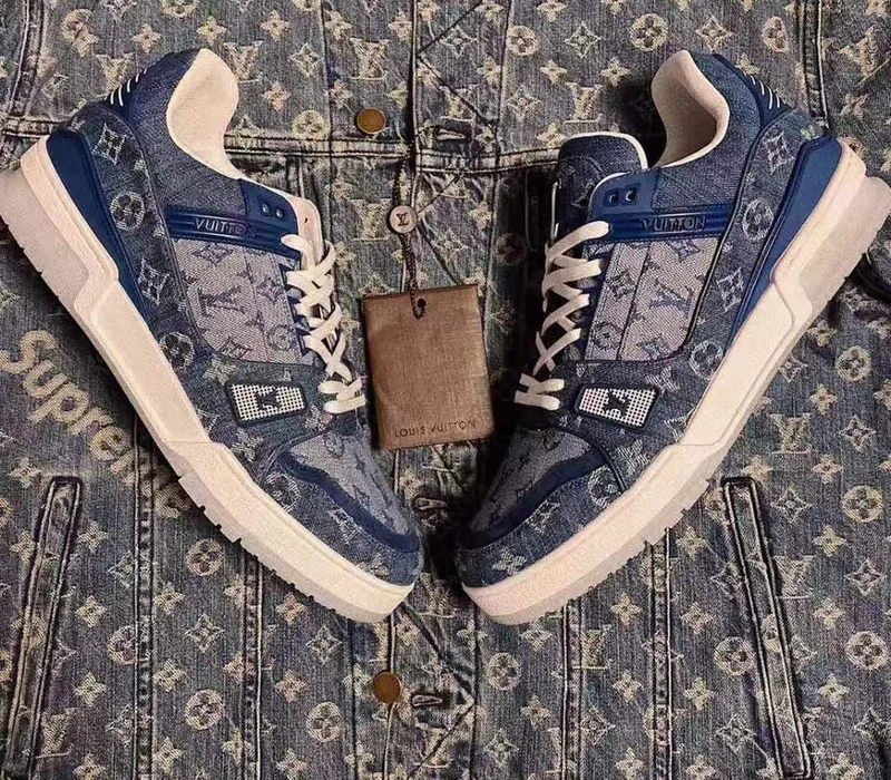 louis_vuitton_lv_monogram_denim_trainer_sneakers_2.webp