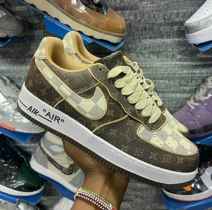 louis_vuitton_x_nike_air_force1_low_brown_trainer_sneaker_2.webp