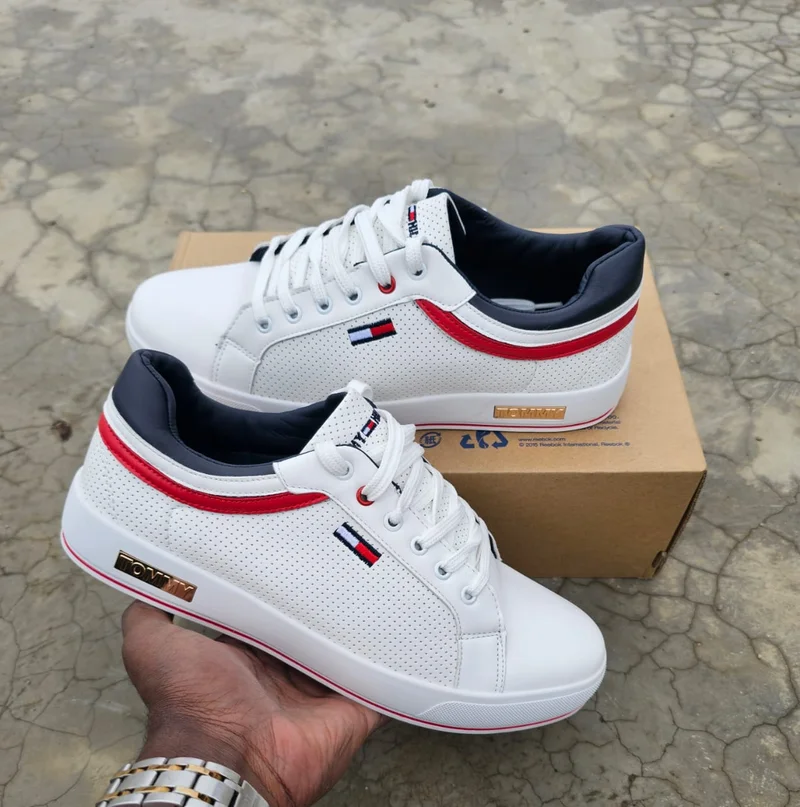 man's_sneakers_&_athletic_shoes_tommy_hilfiger_paines-white_2.webp