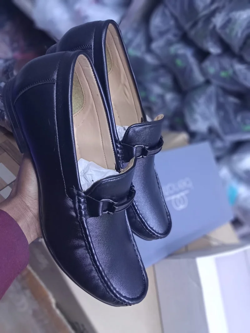 marco_benito_solid_black_loafers_slip-on_leather_mens_dress_shoes_4.webp