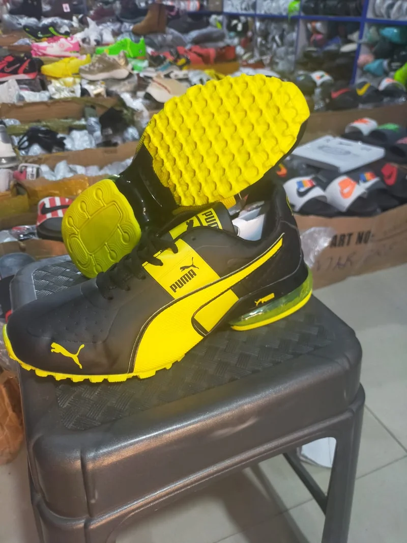 men_laced_puma_sneakers_2.webp