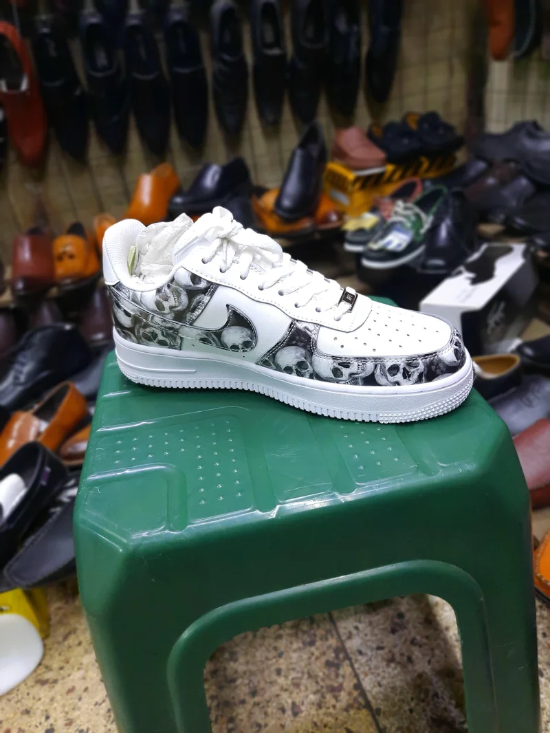 men_nike_air_sneaker_2.webp